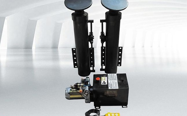 Hydraulic outrigger leg